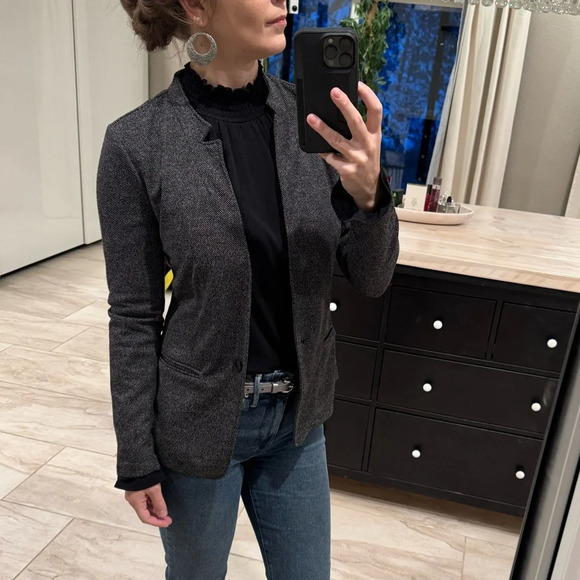 Banana Republic Blazer - Picture 16 of 16